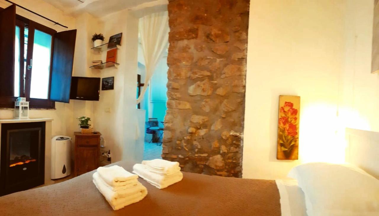 Casetta Nel Borgo Olevano Romano Bagian luar foto