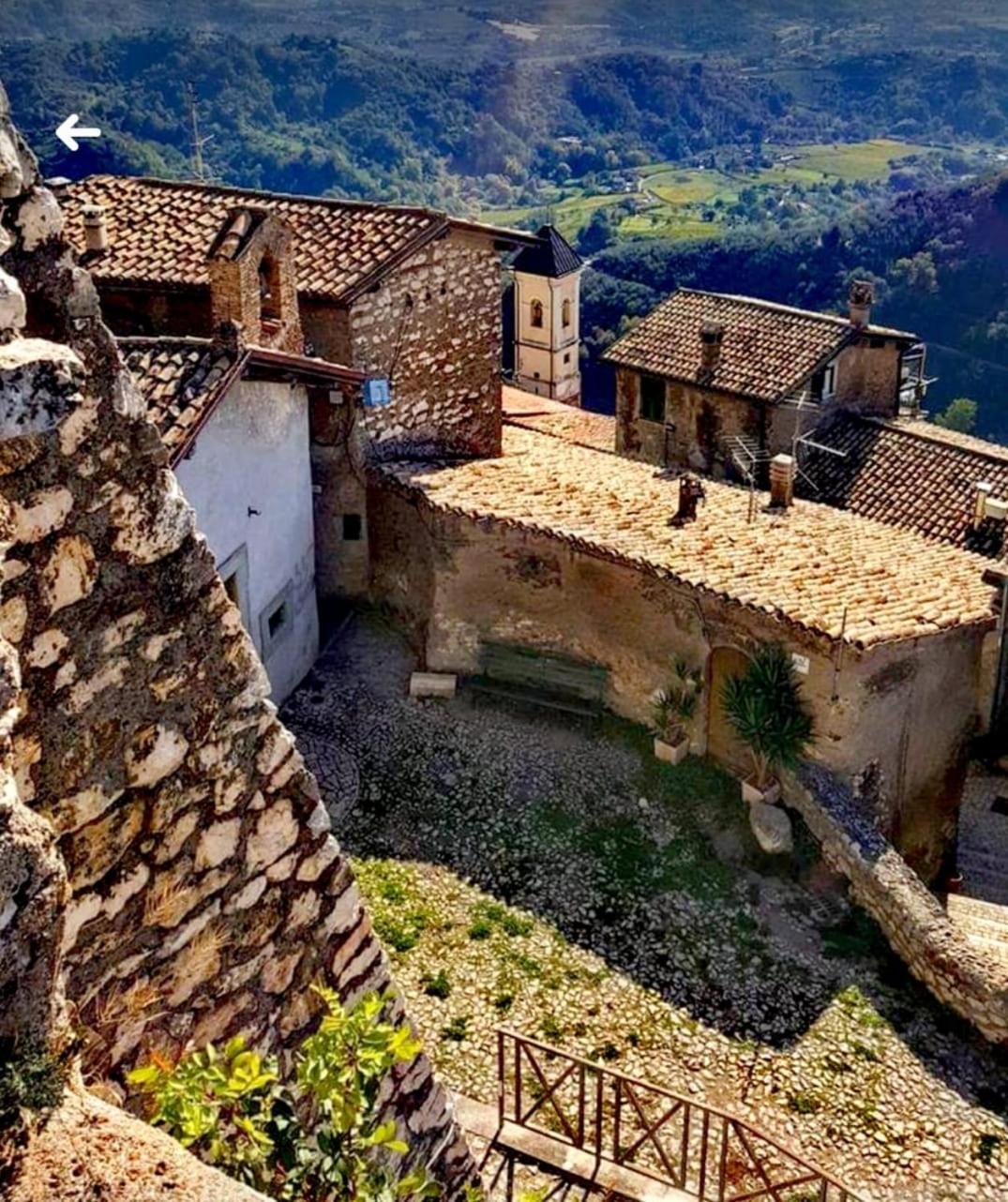 Casetta Nel Borgo Olevano Romano Bagian luar foto